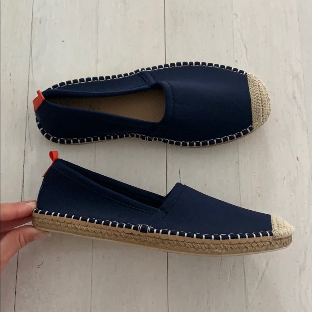 New! Espadrille, waterproof navy flats